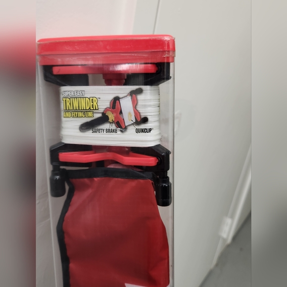 X KITES 39 IN RED BARON KITE WITH TRAILWINDER - Picture 3 of 7